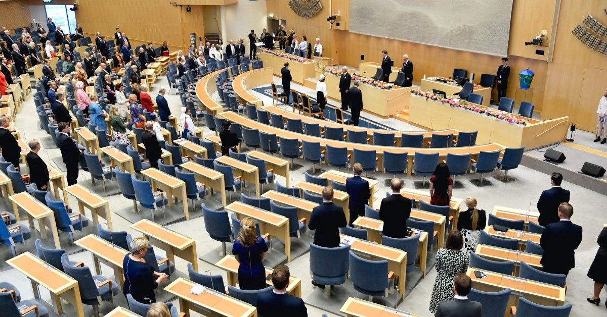 الحكومة تتفق على إحالة جميع مقترحات الهجرة للبرلمان...لكن مع بعض الإضافات