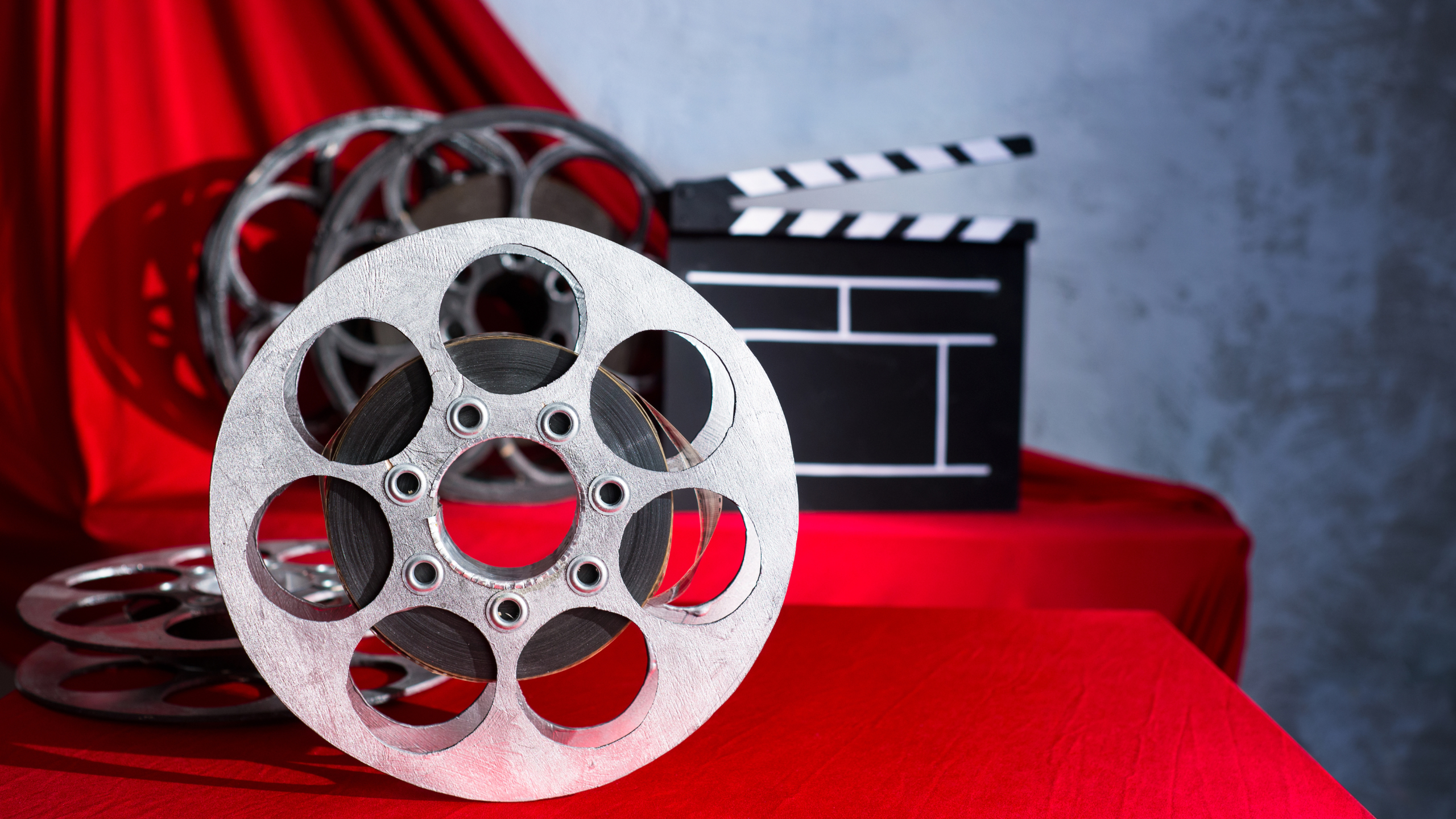 السينما والعلماء: 10 أفلام استثنائية تحكي قصص علماء غيّروا التاريخ