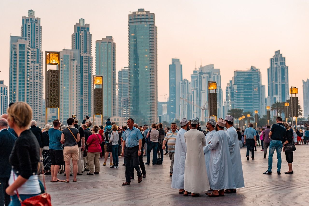 دبي تتصدر قائمة الوجهات المفضلة للهجرة عالمياً وتجذب مهاجرين من مختلف البلدان
