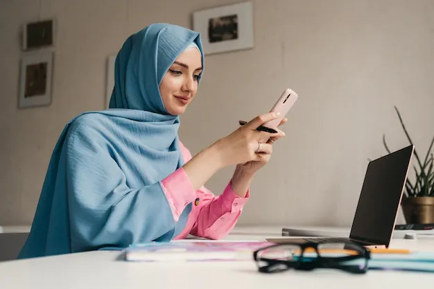 حرموها من تدريب مهني بسبب حجابها.. الأمم المتحدة: فرنسا مارست التمييز ضد امرأة مسلمة