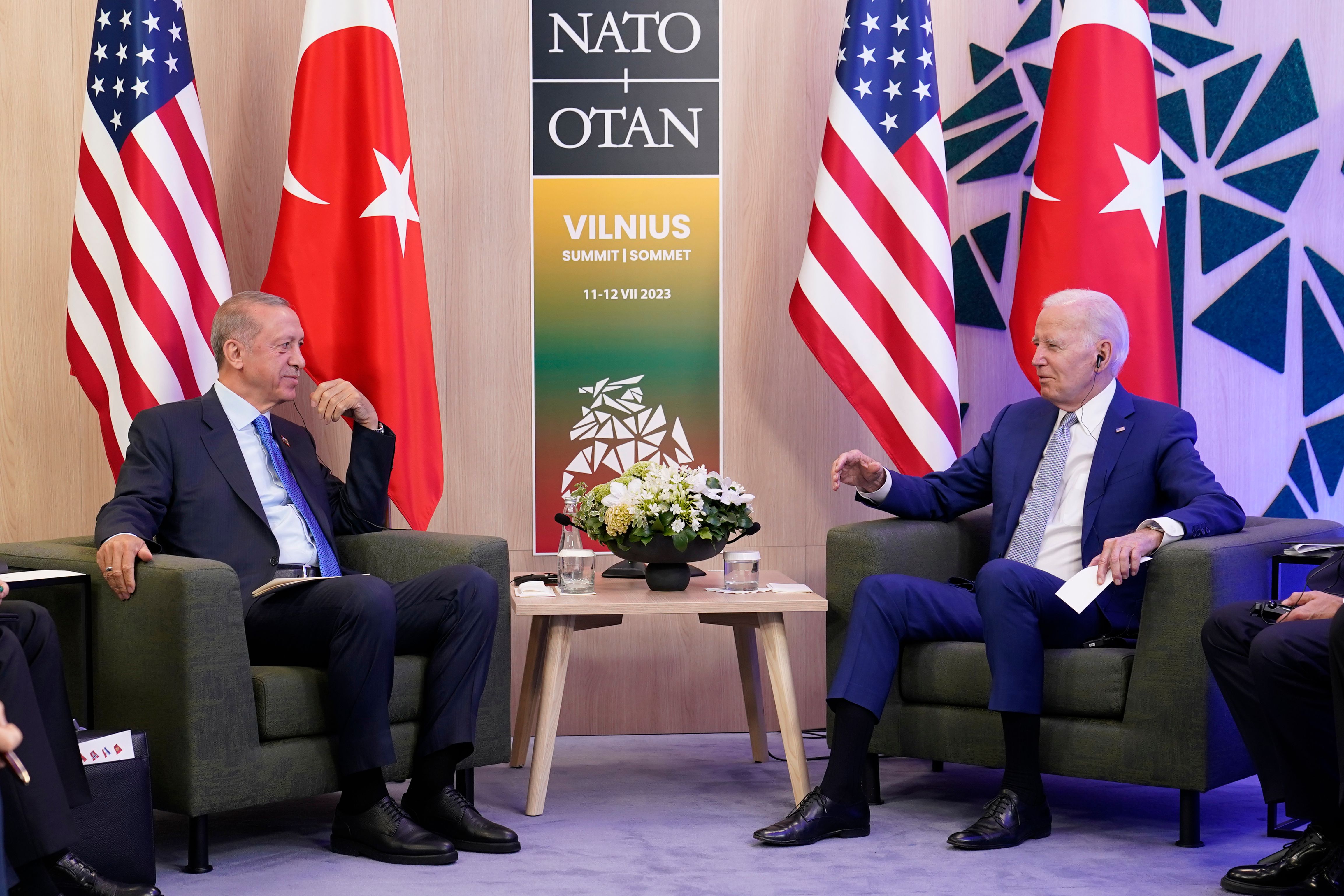 عقب مصادقة أردوغان على انضمام السويد لحلف الناتو الولايات المتحدة توافق على بيع طائرات "إف-16"