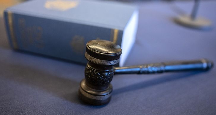 "بمساعدة خالهم": أبٌ يختطف أطفاله ويسافر بهم خارج البلاد دون علم والدتهم
